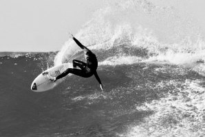 A dança de Stephanie Gilmore em J-Bay