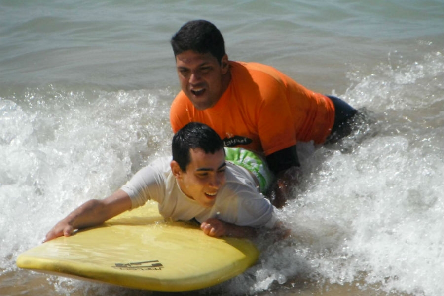 PRAIA DA ROCHA RECEBE SURF ADAPTADO