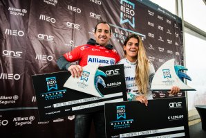 Os vencedores da primeira etapa da Liga Meo Surf 2017. Click by Pedro Mestre