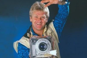 MORREU O ICÓNICO FOTÓGRAFO DE SURF MARTY TULLEMANS
