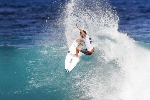 Kikas já se encontra na ronda 3 do Australian Open of Surfing. 