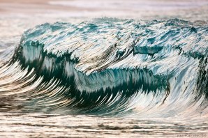 As ondas somos também nós que as fazemos. Click por Pierre Carreau