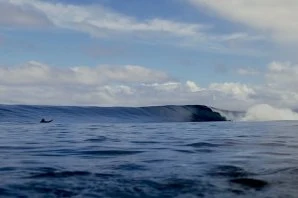 John John Florence olha para a perfeição