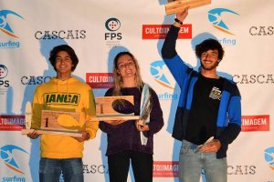 Título nacional de Longboard Sub-18 entregue em São Pedro do Estoril