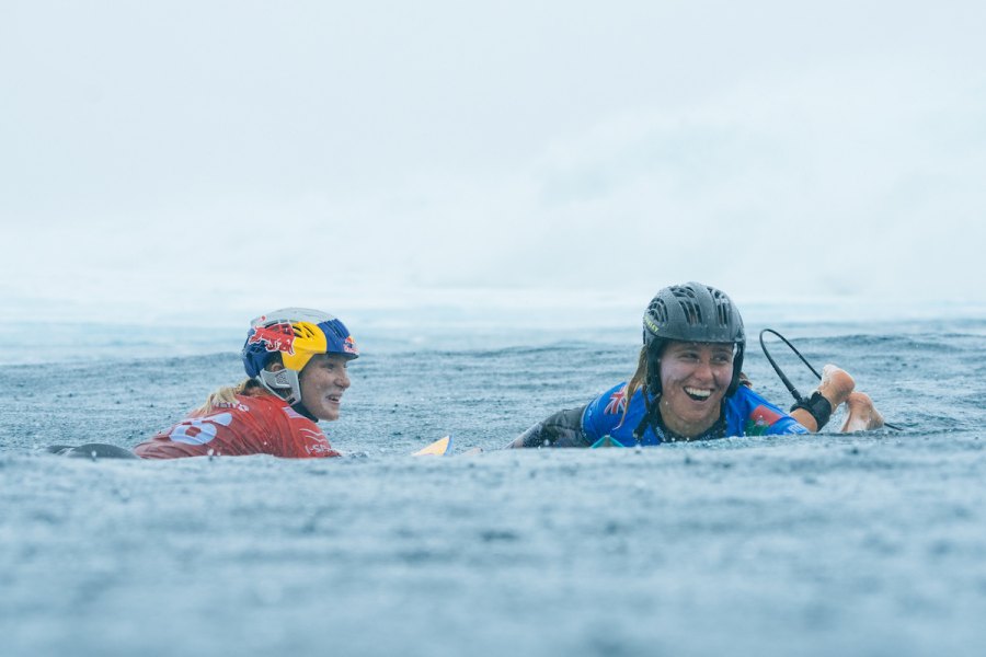 Yolanda Hopkins elimina a campeã mundial Caity Simmers e está nas meias-finais do Tahiti Pro