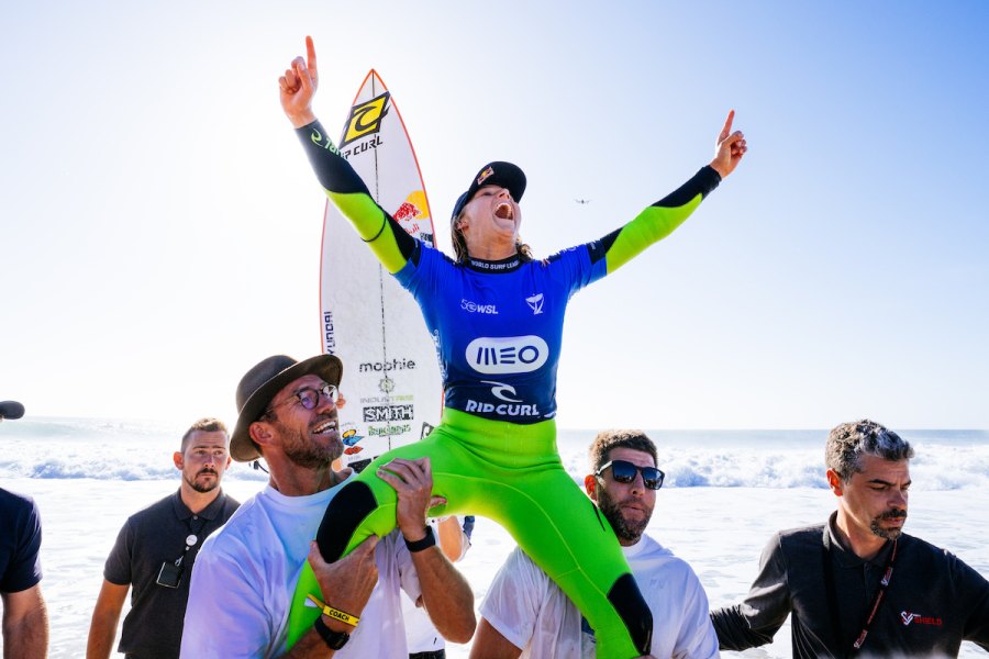 Griffin Colapinto e Molly Picklum vencem finais épicas em Supertubos! Peniche vive um dia memorável de surf