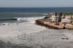 Surf nas Furnas e Pico do Futuro na Reserva Mundial de Surf / Ericeira