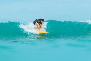 Marta Paço entra no dia decisivo dos Hawaiʻi Adaptive Surfing Championships