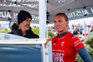 Tatiana Weston-Webb e Lakey Peterson - duas veteranas na ronda de eliminação