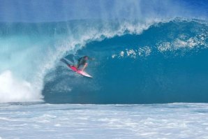 KELLY SLATER E JAMIE O´BRIEN FAZEM SESSÃO DE SURF ÉPICA NO SEU QUINTAL