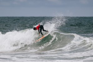Nova geração do surf nortenho em destaque em Leça da Palmeira