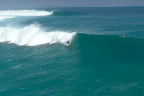 SURF NA MAIOR ONDULAÇÃO DO ANO EM ULUWATU  - 18 DE JULHO 2020