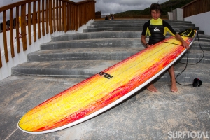 NICOLAU FILIPE: "É MAIS DIFÍCIL TRANSPORTAR A PRANCHA"