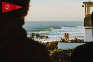 Vida selvagem e muito surf em J Bay, com irmãos Florence, Slater, Jordy Smith e outros