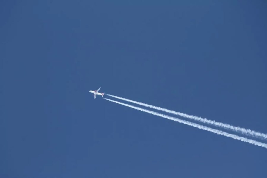 Conflito no Médio Oriente está a encarecer em muito as surf trips para a Ásia