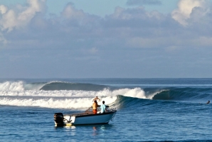 SURF TRIPS NA INDONÉSIA – TEMPORADA 2014