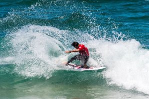 Penúltima etapa da Liga MEO Surf arranca em festa