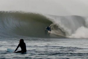 Natxo Gonzalez apanha swell do ano em Marrocos