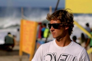 Ethan Egiguren Aizpu será um dos surfistas presentes