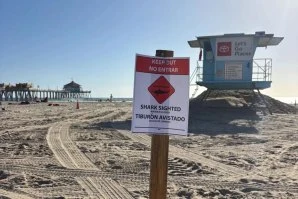 Foto por Departamento de Bombeiros de Huntington Beach