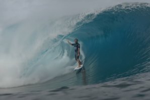 Billy Kemper, Connor O&#039;Leary, Jackson Baker e Laura Enever cantam uma ode a Teahupo&#039;o