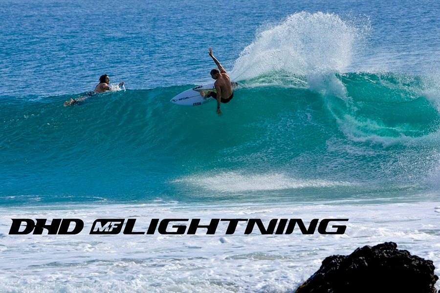 Mick Fanning testa a nova DHD MF Lightning — velocidade, precisão e ADN de campeão