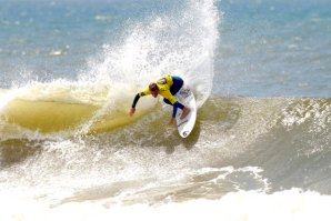 Os melhores surfistas Junior do Mundo estarão em Espinho.Pic by Laurent Masurel/ WSL