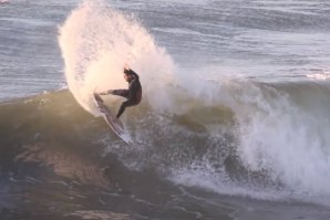 Gony Zubizarreta e Martim Fortes aproveitam tarde de surf na Ericeira