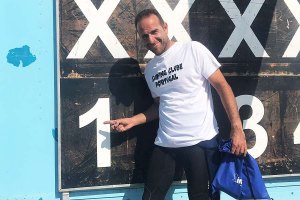 Diogo Gonçalves, o novo campeão nacional de longboard open.