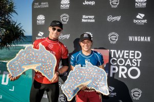 Ethan Ewing e Tyler Wright Foto:WSL / Matt Dunbar