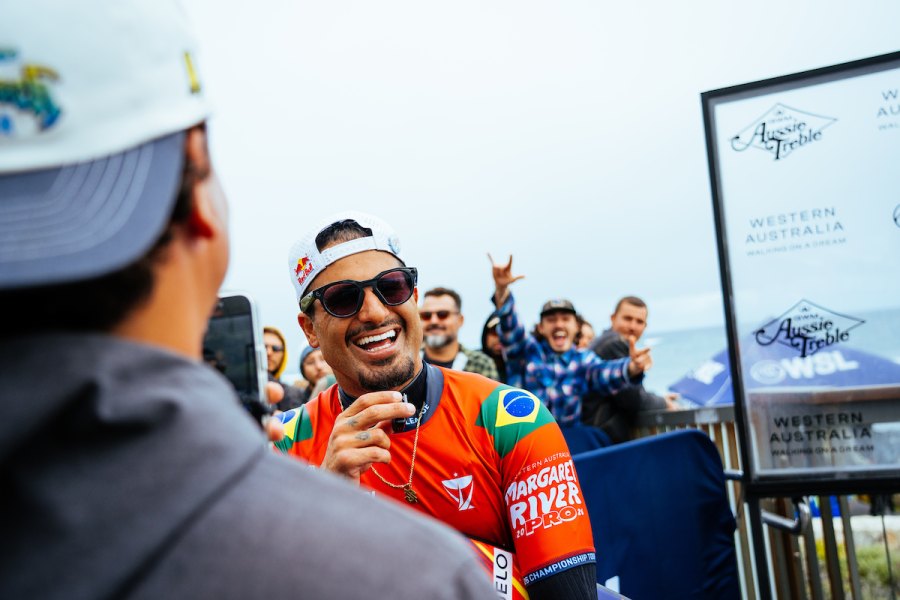 Margaret River Pro em standby pelo quinto dia consecutivo com luz verde para recomeço este Sábado