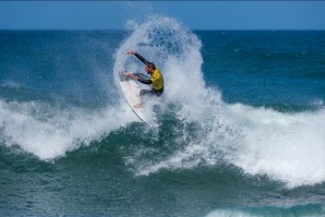 Frederico Morais e Teresa Bonvalot com arranque avassalador no Allianz Ericeira Pro