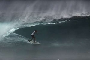 À SOMBRA EM CLOUDBREAK COM DINGO MORRISON