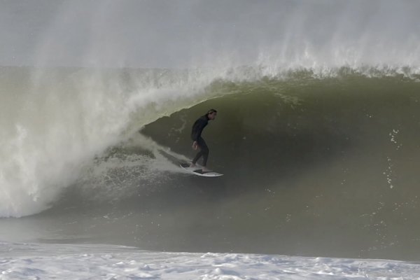 Supertubos clássico: tubos a bombar o dia inteiro !
