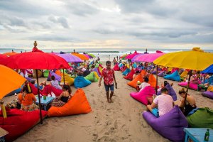 Bali vai passar a cobrar uma taxa de turismo para proteger o ambiente, a cultura e melhor infraestruturas