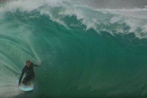 JOB &amp; AMIGOS DE ASSALTO A THE WEDGE