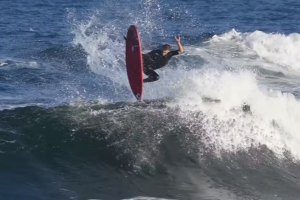 A evolução do surf de Jack Robinson em condições pequenas