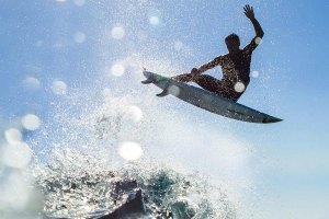 O surfista da elite, Jeremy Flores, já confirmou a sua participação no mundial em França. 