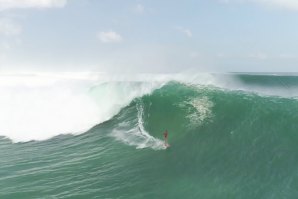 A onda mais longa de sempre em Uluwatu?