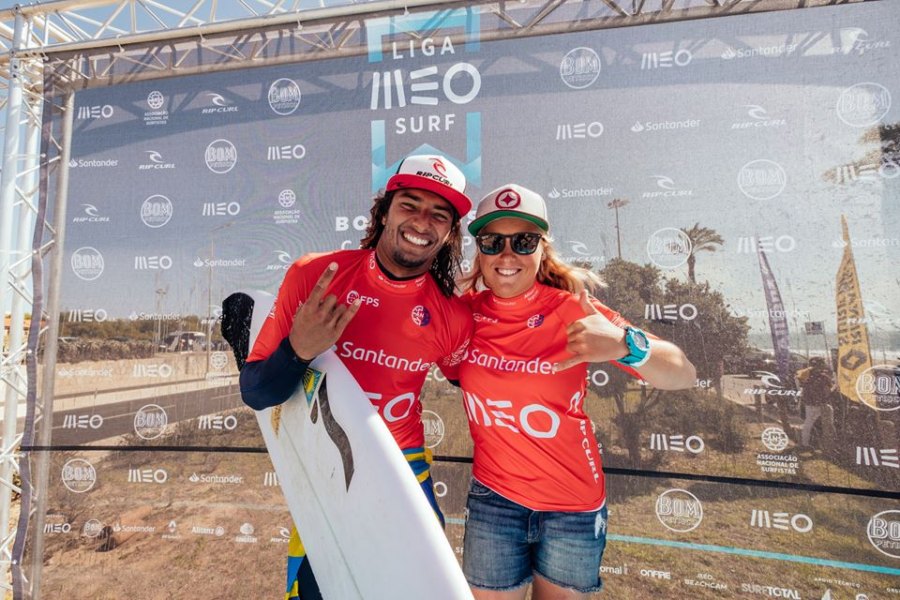 Os Campeões Nacionais de Surf 2019. Yolanda Hopkins e Miguel Blanco