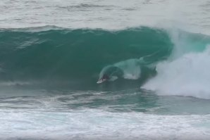 SURF NUMA DIREITA MUTANTE EM SIDNEY