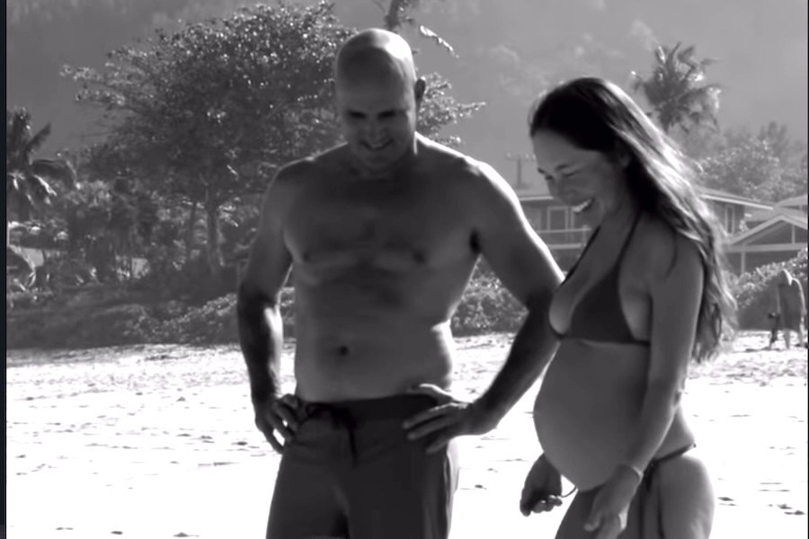 Kelly Slater vai ser pai novamente aos 54 anos