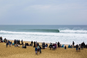 SWELL PROMISSOR A CAMINHO DE FRANÇA