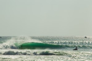 Rip Curl Cup Padang Padang 2025 prestes a arrancar com tubos de gala em Bali
