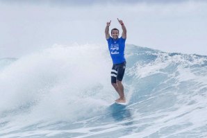 #TourNotes: Free Surf com os melhores em Teahupoo