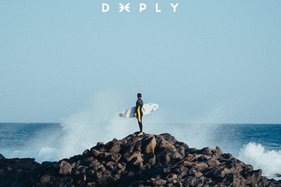 Deeply lança Summer Sale com descontos até 50%