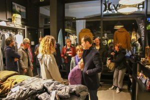 Abertura da nova loja Hurley em Carcavelos contou com a presença de 200 pessoas