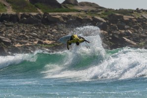 C. Surf do Norte premiou os melhores surfistas da região