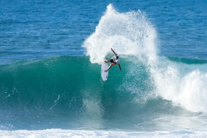Tiago Pires vai abrilhantar a primeira etapa da principal competição do surf nacional