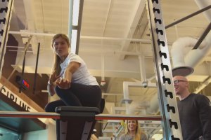 BRISA HENNESSY MOSTRA RESULTADOS IMPRESSIONANTES NO INSTITUTO DE PERFORMANCE DO UFC